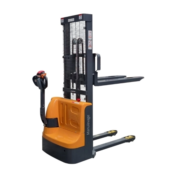 Gerbeur Electrique Levée 1600 mm Capacité 1500 kg Gerbeur Electrique Levée 1600 mm Capacité 1500 kg
