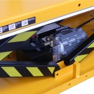 Table Elévatrice Electrique 2000 kg Plateau 2700x800 mm 380V
