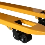 zoom sur les doubles galets du transpalette long 2500 mm